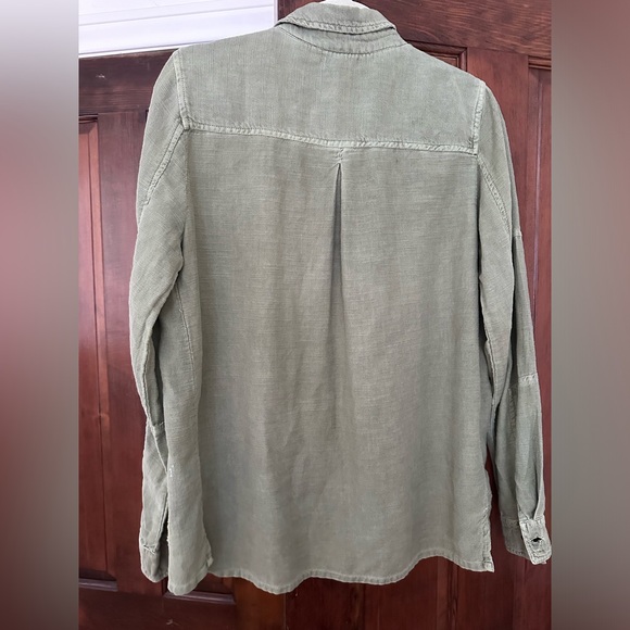 Sundry Distressed Button Up - Picture 4 of 4